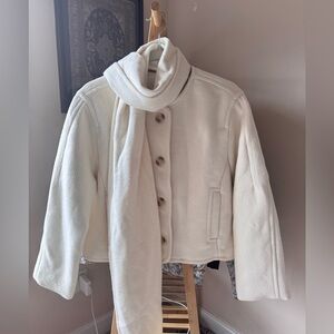Cream Structured Wool-Blend Jacket w/ Matching Scarf